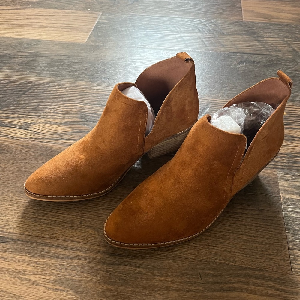 NIB Boutique by Corky’s Stassi Bootie Brown Size 8